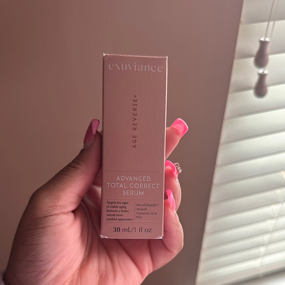 Exuviance Age Reverse Serum